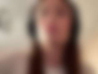 Live cam show with Kate - Crazy on Big Tits