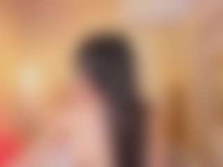 Live cam show with AitanaNoa - Body Massage on Livezox