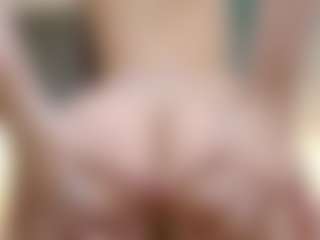 Candy-Sky-R's Live Sex Cam Show
