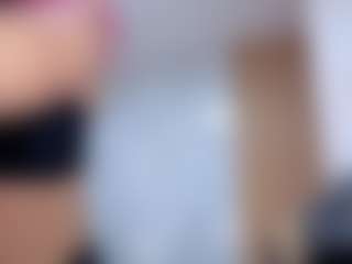 Live cam show with Lola-Roses-Tf - Facial on Camsoda