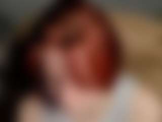 Live cam show with Pixiee21 - Red Hair Young Adult on Milfs Live