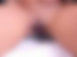 Live cam show with suzysuzza - Average on Strip Flash - Live Sex Shows