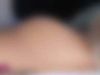Live cam show with suzysuzza - Joi on Streamer API