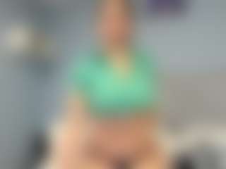 AlissonFoster's Live Sex Cam Show