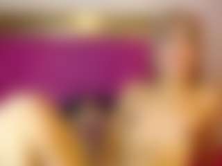 Live cam show with Dashahott - Lean on Camsoda