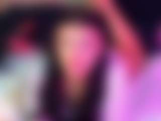 Live cam show with EvaLanie - Teen (18+) on camwithhim.com