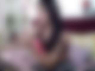 Live cam show with Saraanova - Lean on CamwithHer