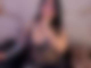 Zayra's Live Sex Cam Show
