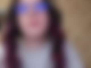 Live cam show with Isa - BBW on makecum.org