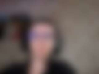 Live cam show with Isa - Bedroom on dasdasdadada.com