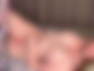 Emylast's Live Sex Cam Show