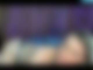 Live cam show with AshleyCutiePie - Middle Aged on Hubzter Live