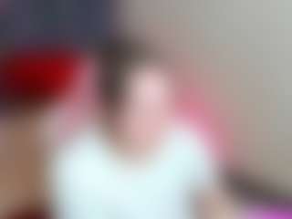 Live cam show with Kylara-1 - Upskirt on AdultVida.com