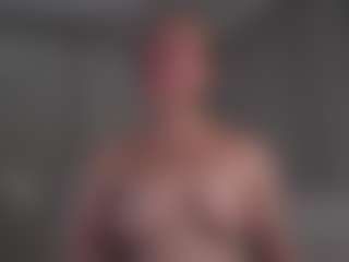 Live cam show with LucienneRelkin - Moaning on TeamSkeetLive