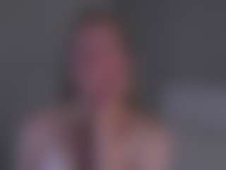 Live cam show with LucienneRelkin - Average on SinfulBabes