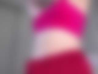 Live cam show with LucienneRelkin - Striptease on Camsoda