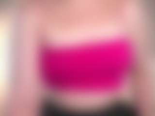 LucienneRelkin's Live Sex Cam Show