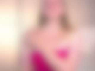 Live cam show with LucienneRelkin - Body Massage on xxxlivecams.org
