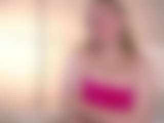 LucienneRelkin's Live Sex Cam Show