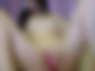 Live cam show with Emma - Grey on TastyBlacksLive