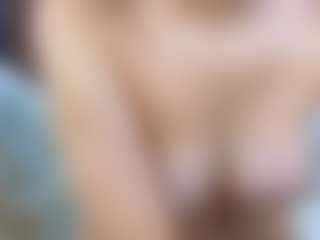Live cam show with Emma - Grey on TeamSkeetLive