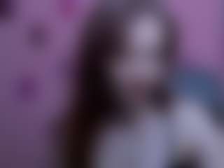 Live cam show with nami-glow - Brown Hair on Fling VIP Chat