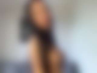 Live cam show with lilo - Shaved Pussy Brown Hair on crypto-cams