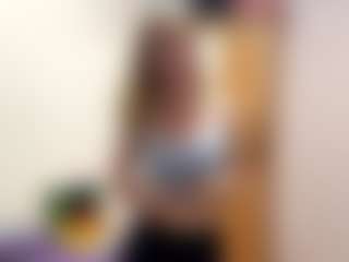 Live cam show with OtiliaLingerfelter - Blonde Hair College on xblisslive.com