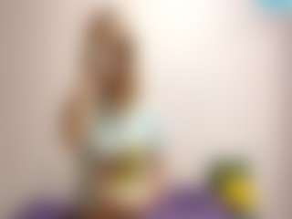 Live cam show with OtiliaLingerfelter - Green Eyes on Milfs Live