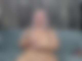 rileyloganbbw's Live Sex Cam Show