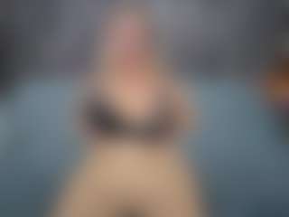 Live cam show with rileyloganbbw - Middle Aged on AdultVida.com
