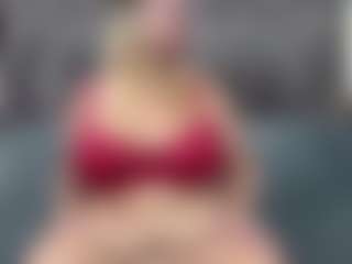 Live cam show with rileyloganbbw - Blonde Hair Middle Aged on luckytryst.com