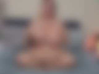 Live cam show with rileyloganbbw - Blonde Hair Middle Aged on Ass Tok