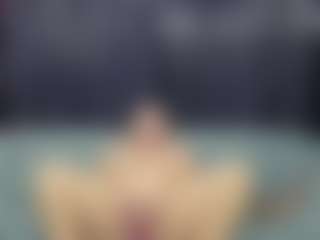 Live cam show with rileyloganbbw - Middle Aged on googirlz