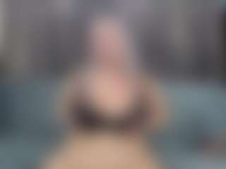 Live cam show with rileyloganbbw - Blue Eyes on SpunkLive