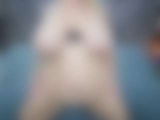 Live cam show with rileyloganbbw - Blonde Hair on madthumbs