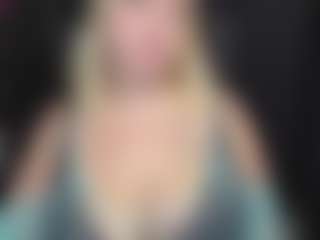 Live cam show with rileyloganbbw - Blue Eyes on Camsoda