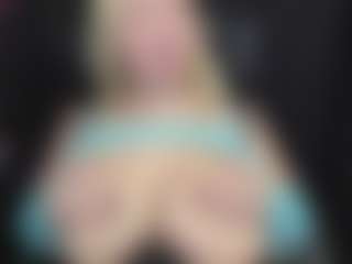 Live cam show with rileyloganbbw - Blue Eyes on Camsoda