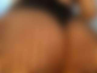 Live cam show with SlophyAndrea - Double Penetration on Chatstar