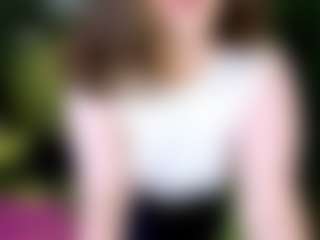 Live cam show with Karoline - Twitter on fapnchat