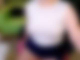 Live cam show with Karoline - Grey on Camsoda
