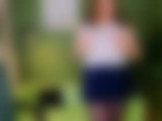 Live cam show with Karoline - Moaning on Gym Cam Girls
