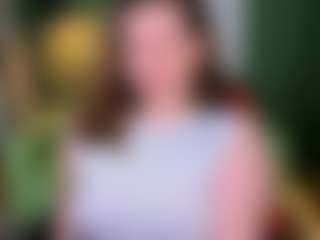 Live cam show with Karoline - Blue Eyes on CamSodaAdn
