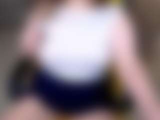 Live cam show with Karoline - Mature on hrnylive.com