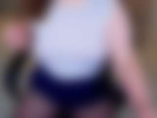 Live-Cam-Show mit Karoline - Camel Toe auf Camsoda
