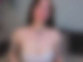 Live cam show with EmelineMooring - Smoking on CamSodaAdn