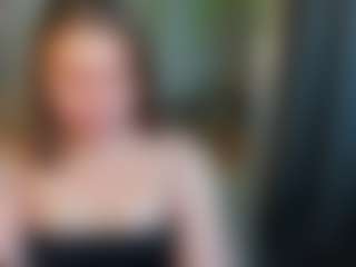 Live cam show with Maya-Raay - Spanking on crypto-cams