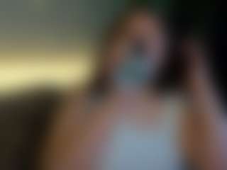 Live cam show with Maya-Raay - Moaning on Soda Cam