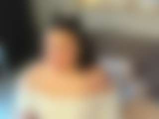 Maya-Raay's Live Sex Cam Show