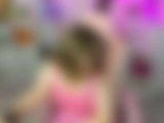 Live cam show with Maya-Raay - Sensual on liverealitysex.com